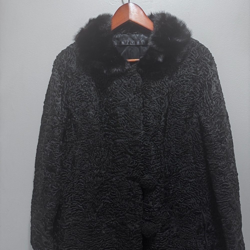 Persian Lamb Coat with Mink Collar Vintage Furs - Picture 2 of 13